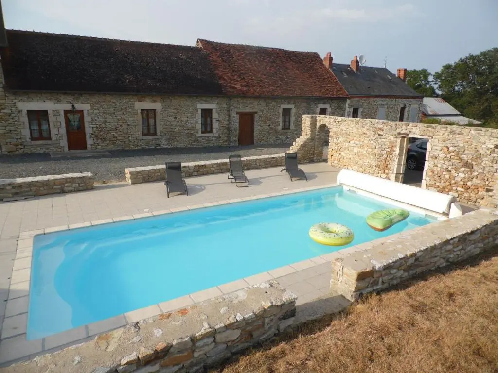 Charmant Gîte en Brenne avec Jardin, Piscine Partagée et Proximité Sentiers de Randonnée - FR-1-591-99