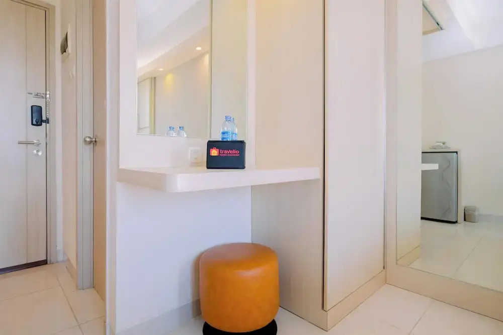 Simply Look Studio Apartment Elpis Residence