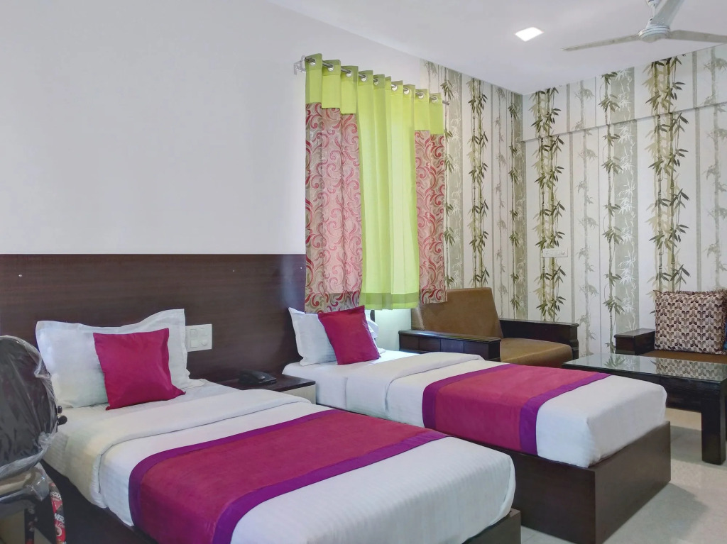 OYO 11683 Hotel YMCA