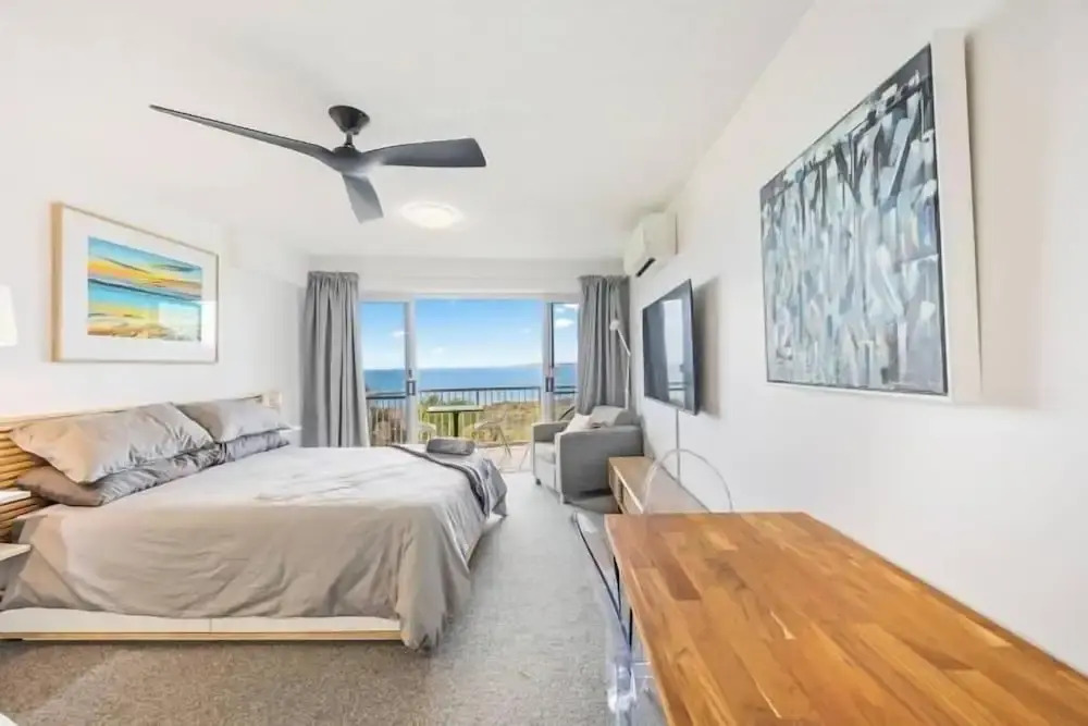 Wake to the Waves - Oceanfront Apartments