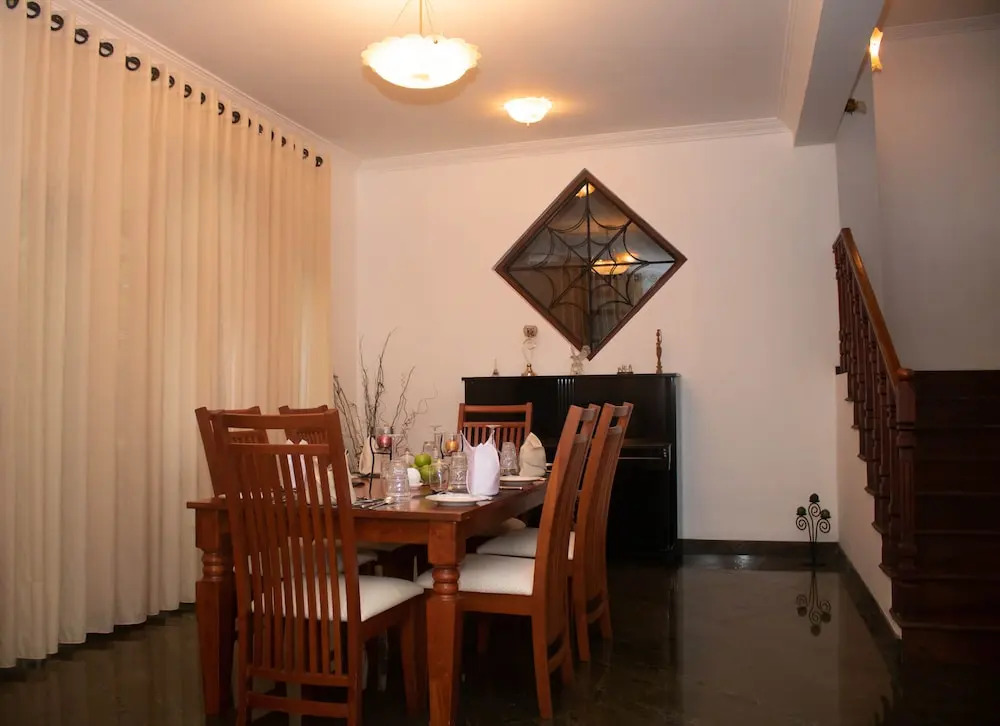 Holistic Villas River