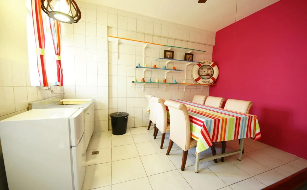 Sunny House