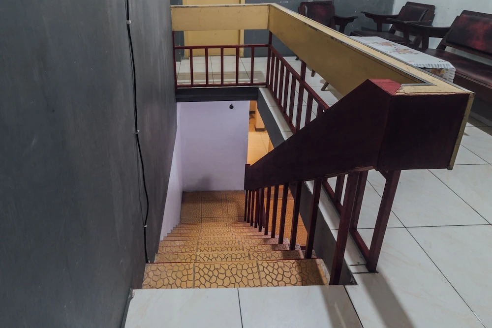 Oyo 2244 Wisma Game