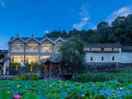 Yunshanshui Hot Spring Panoramic Holiday Hostel