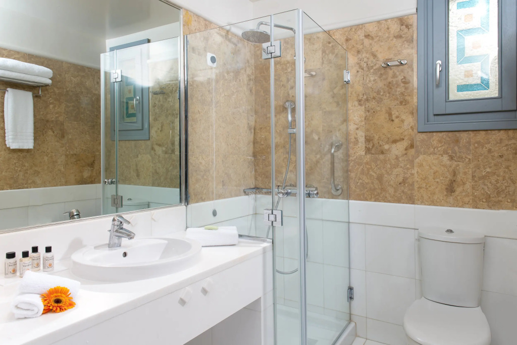 Porto Kea Suites by Sandglass