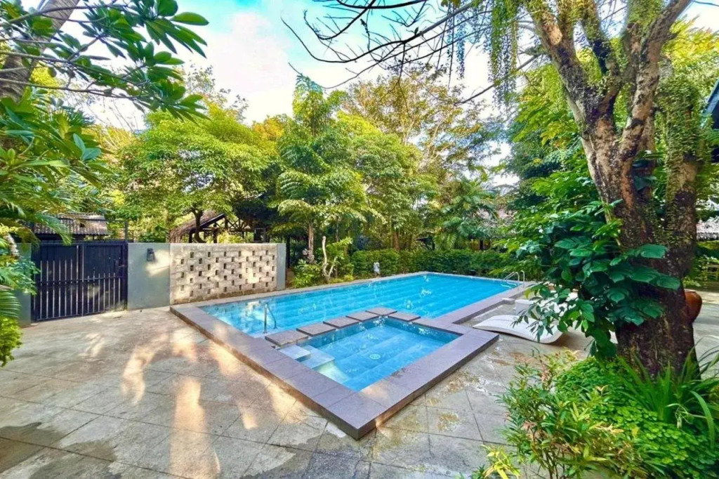 Senare Boracay Hotel