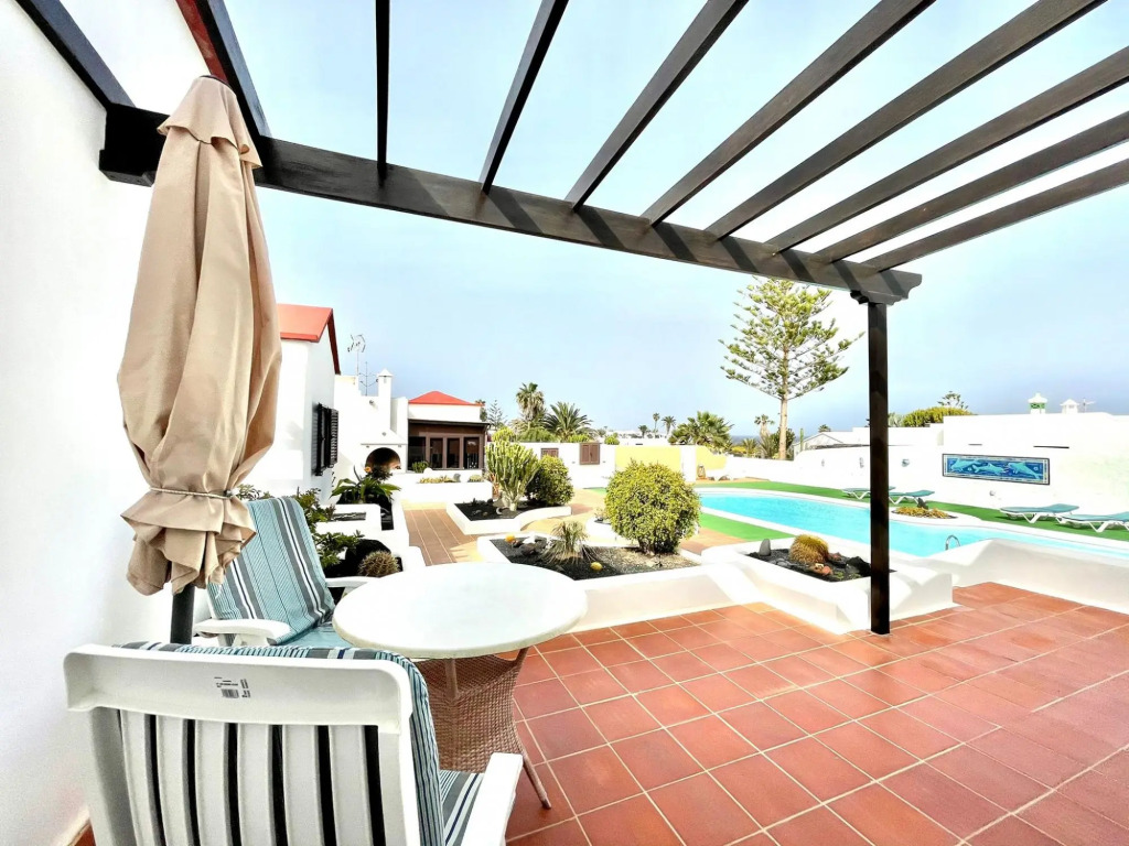 Bungalow Para Nudistas Estupenda Vista la Piscina