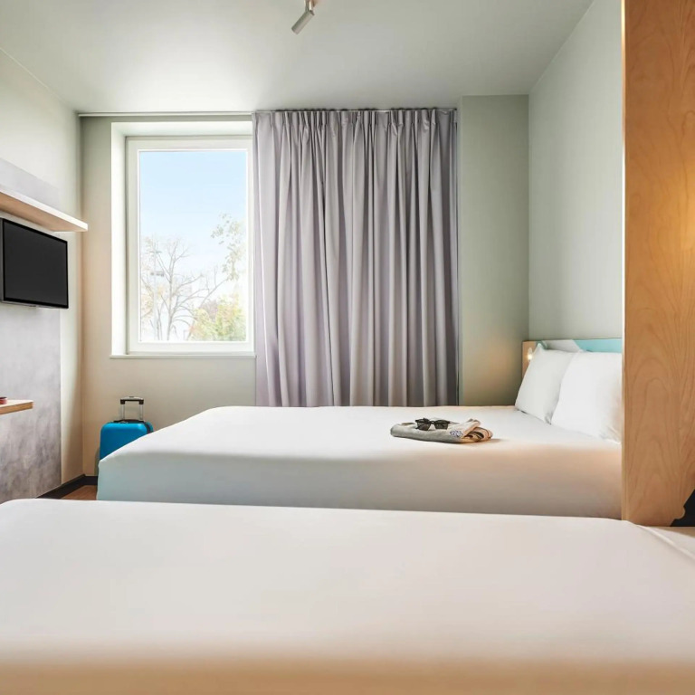 ibis budget Valence Nord Plateau des Couleures
