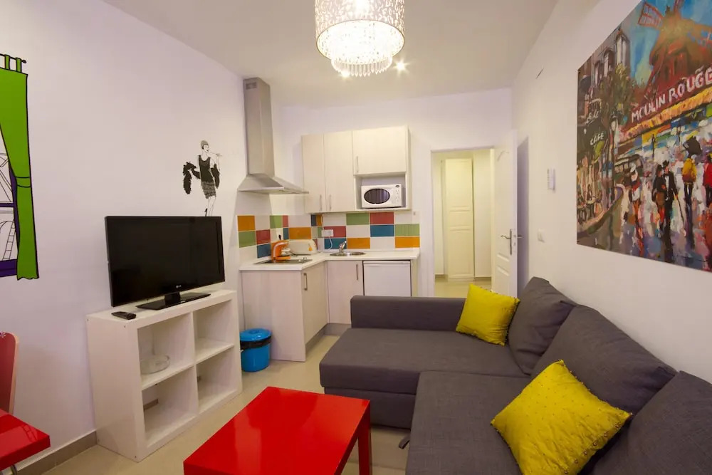 Apartamentos El Templo Suites