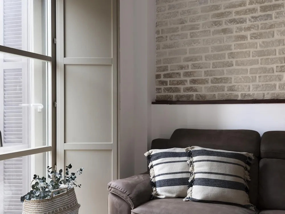 Old City Center Penthouse