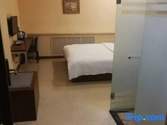 Xinyi Hotel