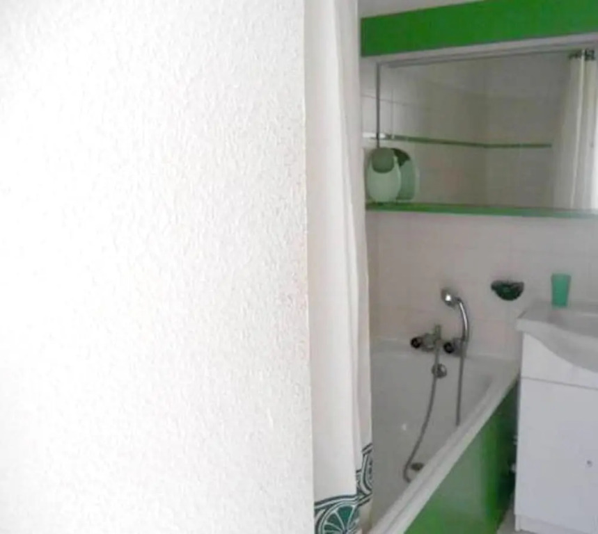 Apartment with One Bedroom in Le Barcarès, with Wonderful Lake View, Pool Access, Furnished Terrace - 3 Km From the Beach