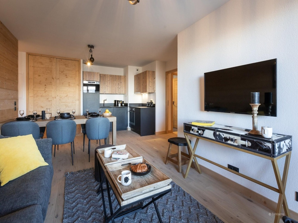 Apartment in Fornelet Near Ski Lifts