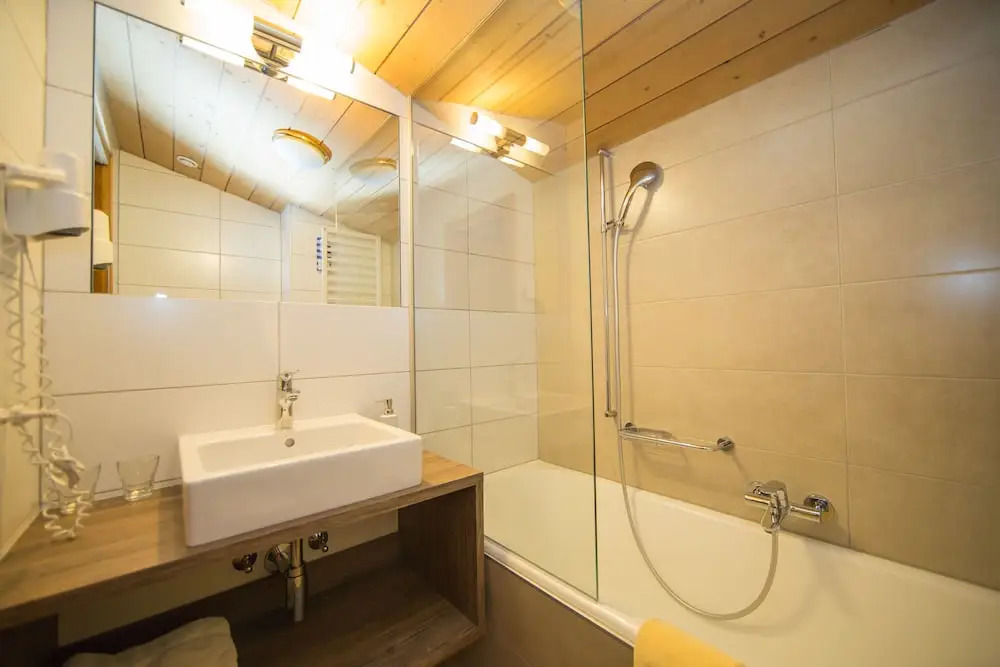 Hotel Cresta