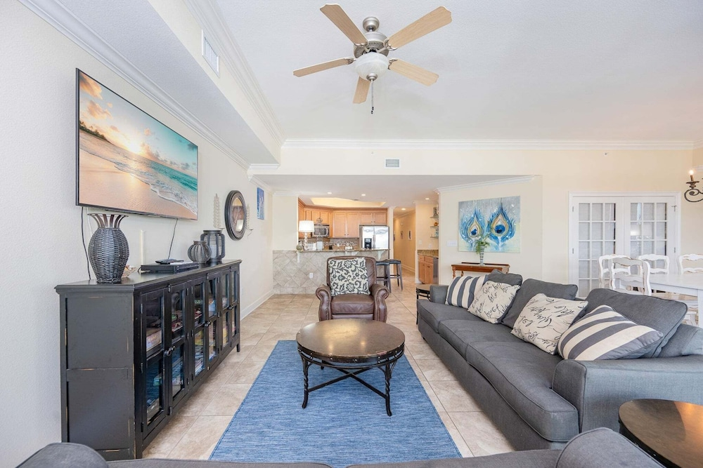 The Oasis 1815 Formerly Phoenix West Ii 1815 3 Bedroom Condo