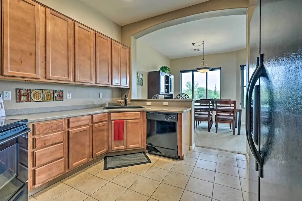 Golf Course View & Pool Access: Gold Canyon Gem
