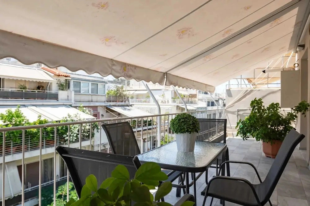 Central Spacious Athenian Penthouse Getaway