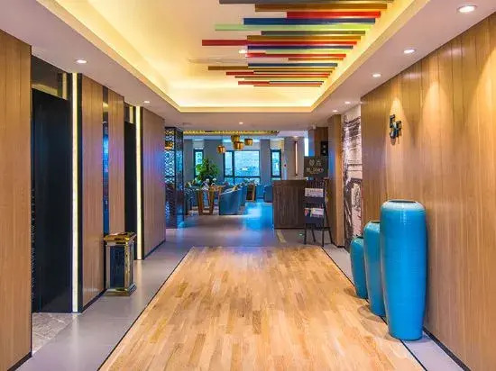 Kaiyuan Manju Hotel (Yinzhou Wanda Plaza Ningbo Railway Station Branch)