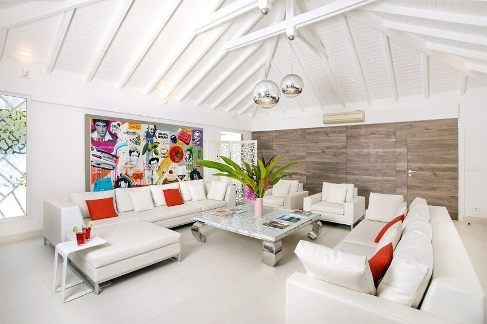 Villa Discovery