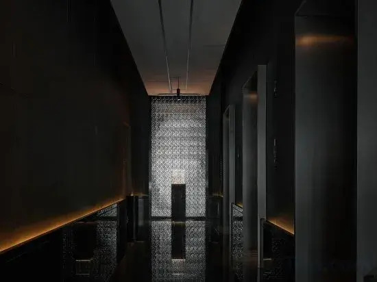 Holz Riez Hotel (Near The Forbidden City , Marshal Zhang's Mansion and Liaoning Provincial Museum)?