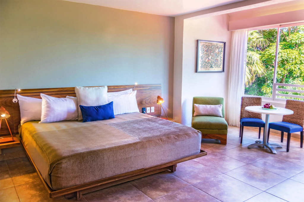 Las Brisas Huatulco-All Inclusive