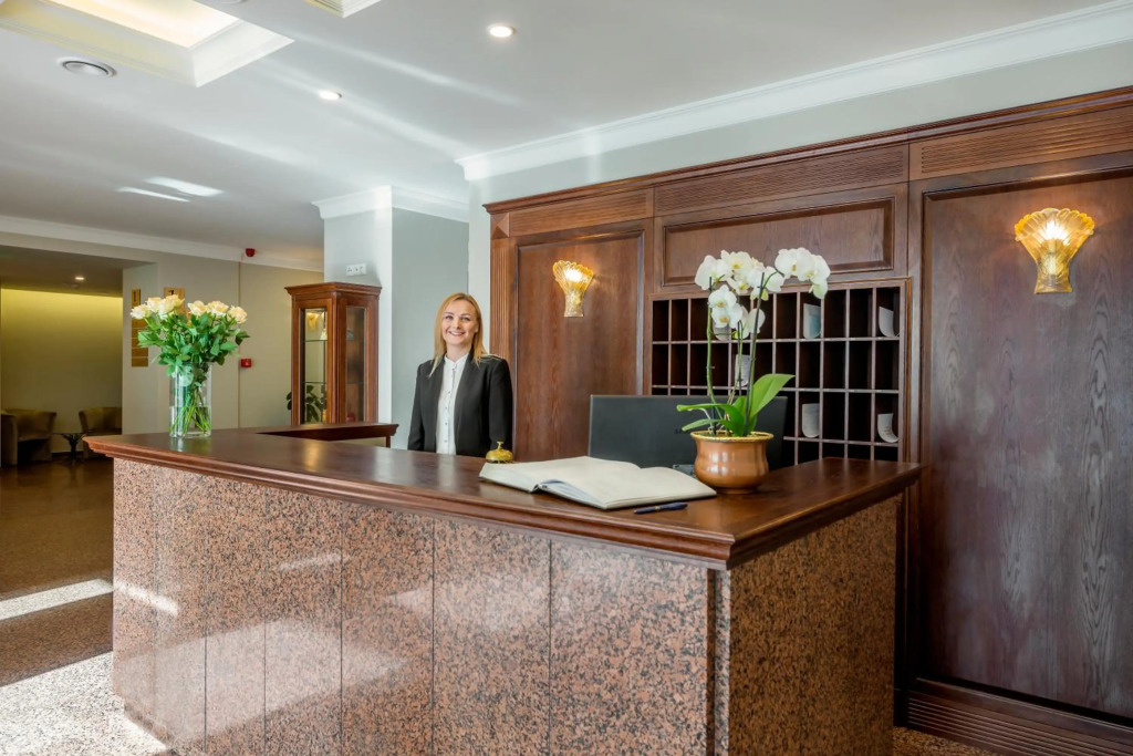Ratonda Centrum Hotels