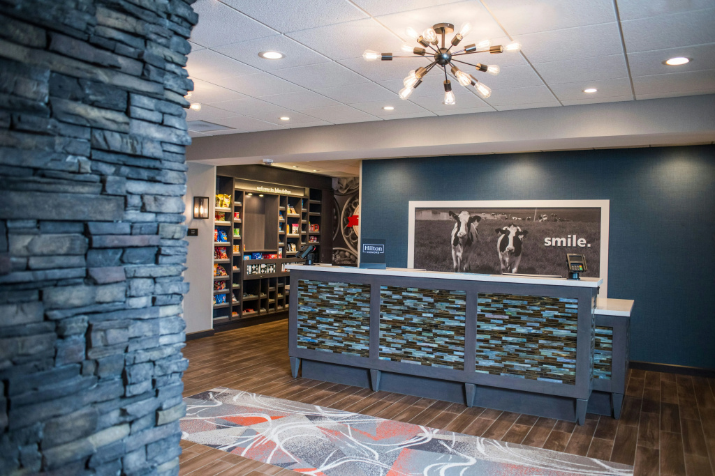 Hampton Inn and Suites at Wisconsin Dells Lake Delton