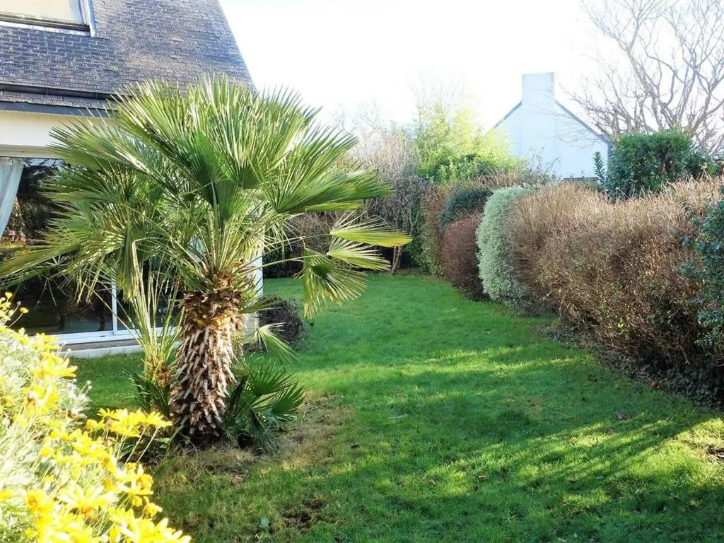 Villa avec Jardin Calme, Proche Plages et Commerces à Perros-Guirec - FR-1-368-267