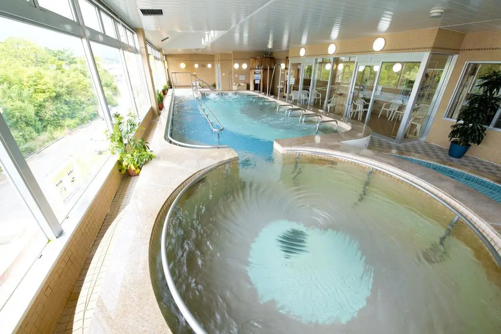 Hotel Nadeshiko