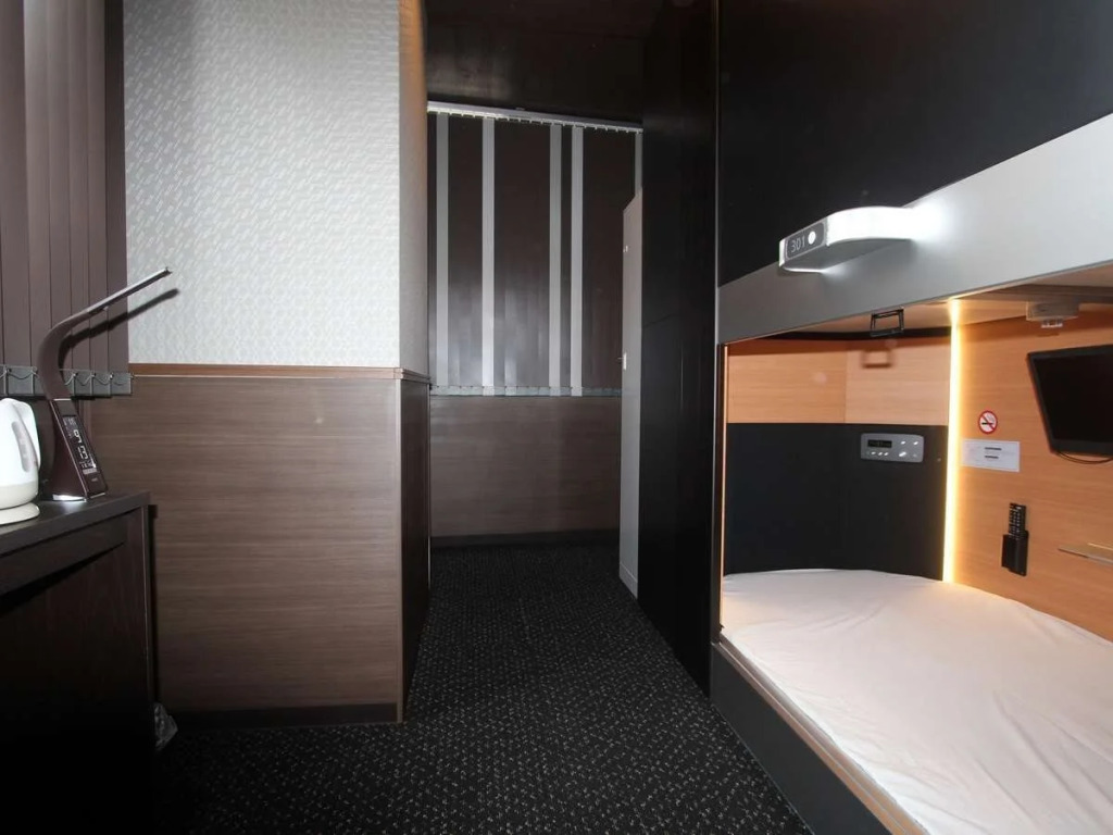 Sejour Inn Capsule