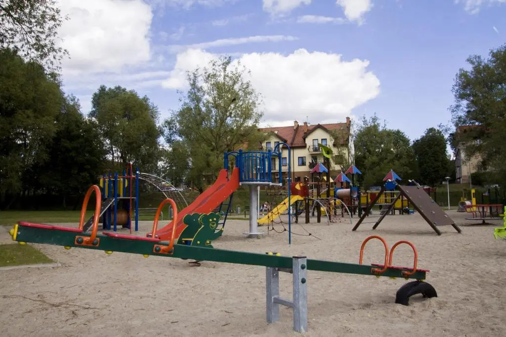 Avanti Resort Mikołajki , w centrum przy jeziorze i promenadzie, śniadanie i obiad lub obiadokolacja w cenie