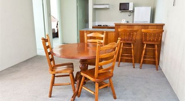 The Belmore All Suite Hotel