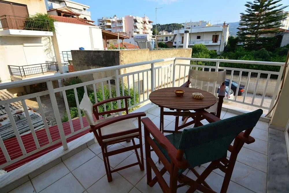 Mara's Apartments