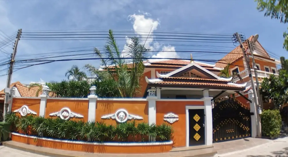 Tucheland Luxury Villa Pattaya 7BR