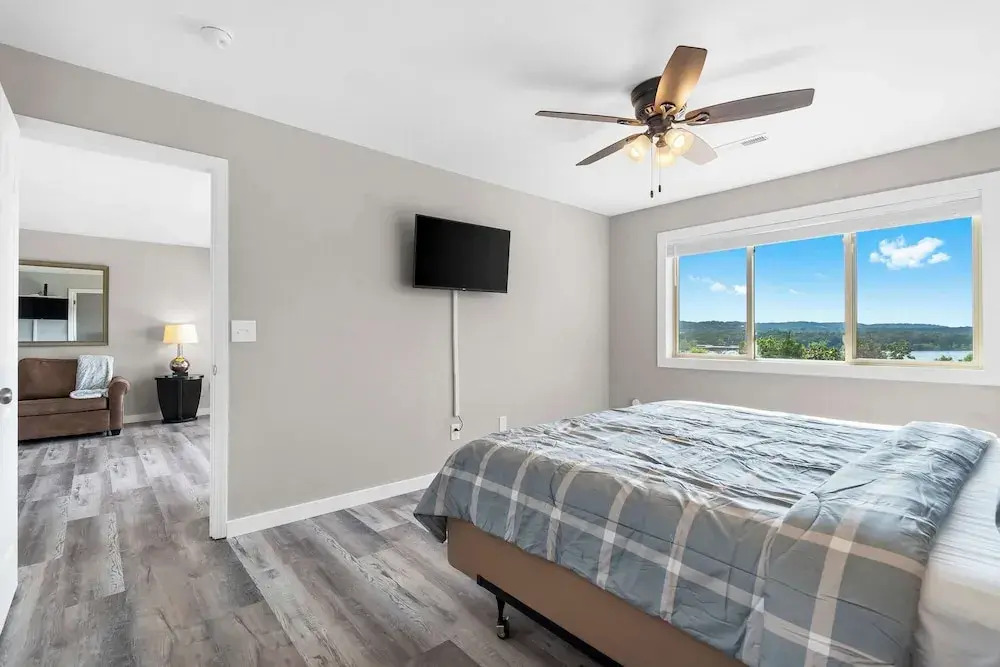Waterview Oasis Stay for 4