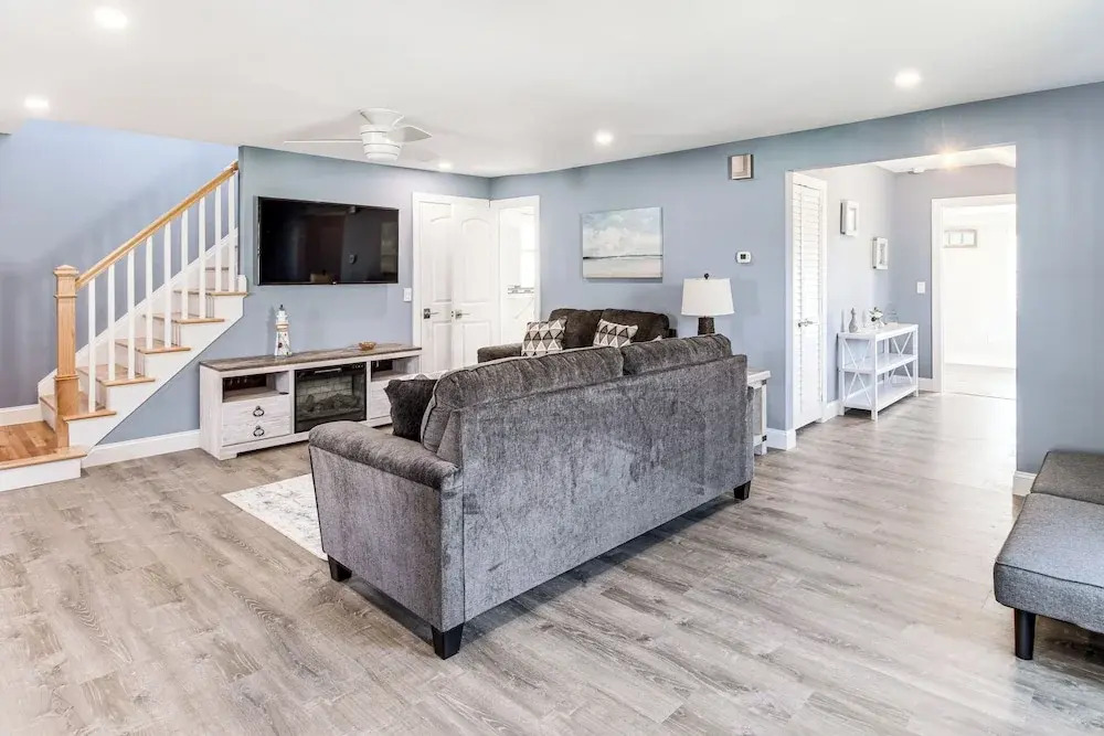 5 Blocks to Wildwood Beach: Family Getaway!