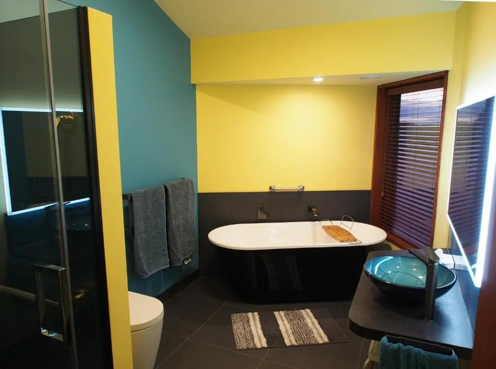 Kotare Bandb (Adults Only)