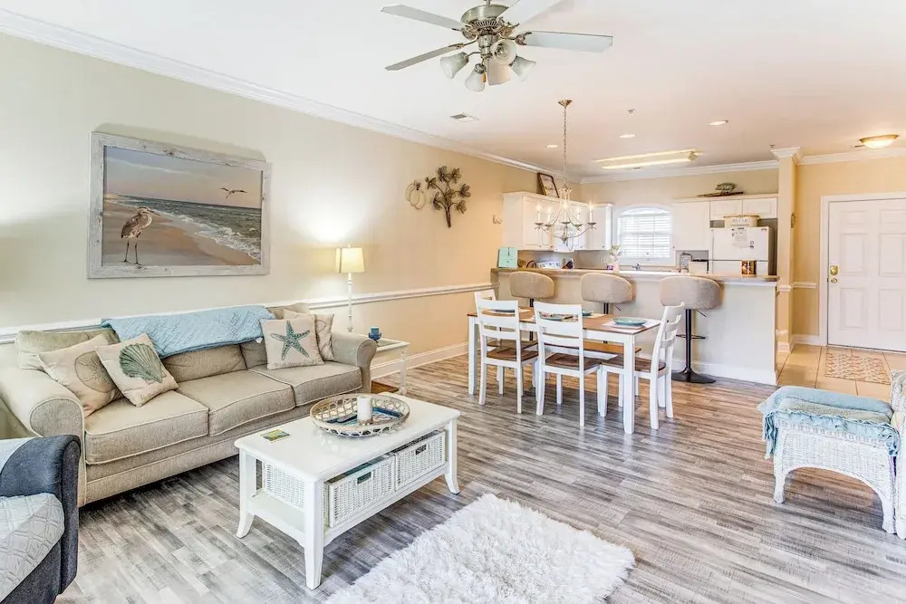 Relaxing Condo w/ Pool Near Beach & Casino