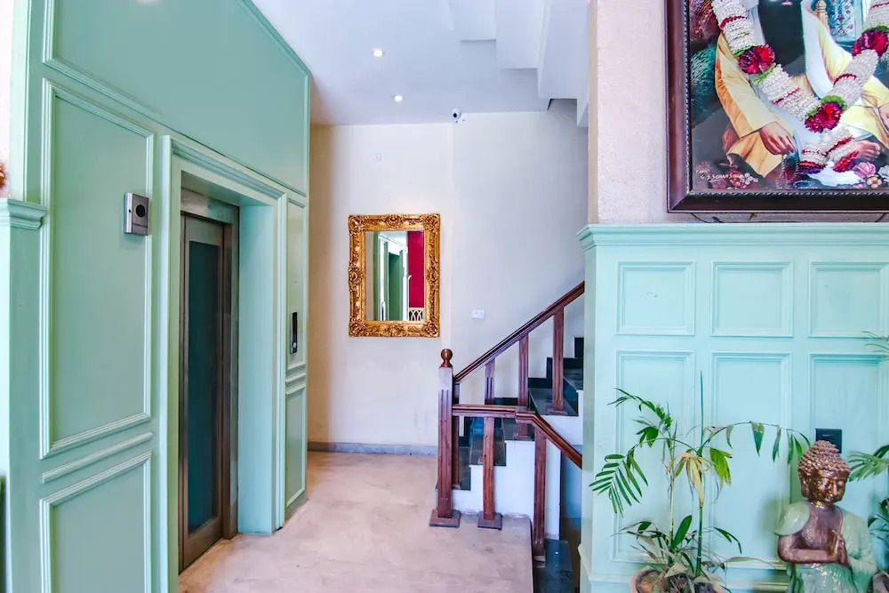 Fabhotel Sonachi Grand