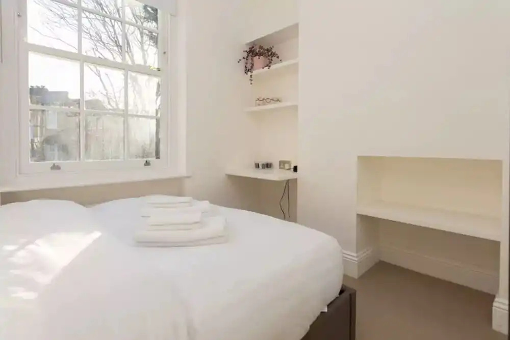 Luxury 3 Bed Town House in Angel