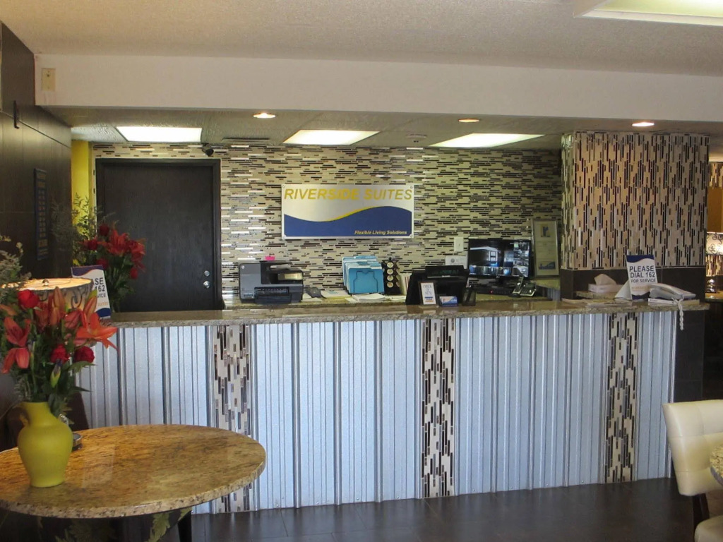 Riverside Suites