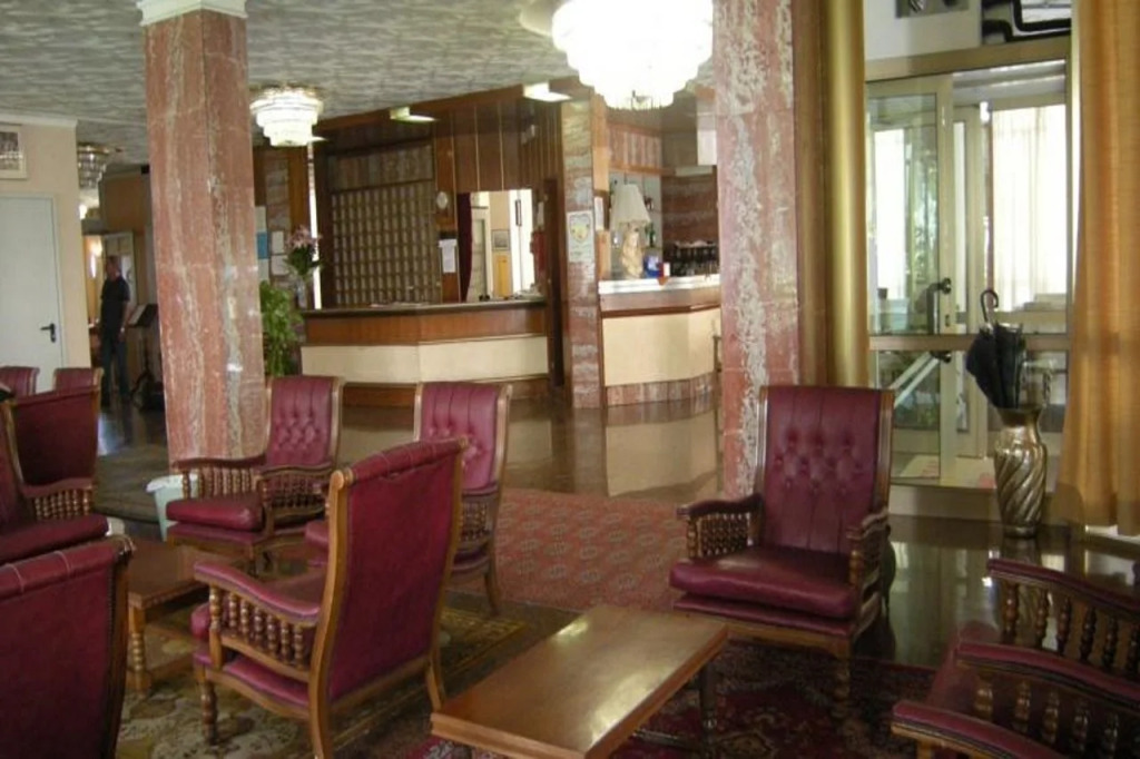 Hotel Imperial Palace