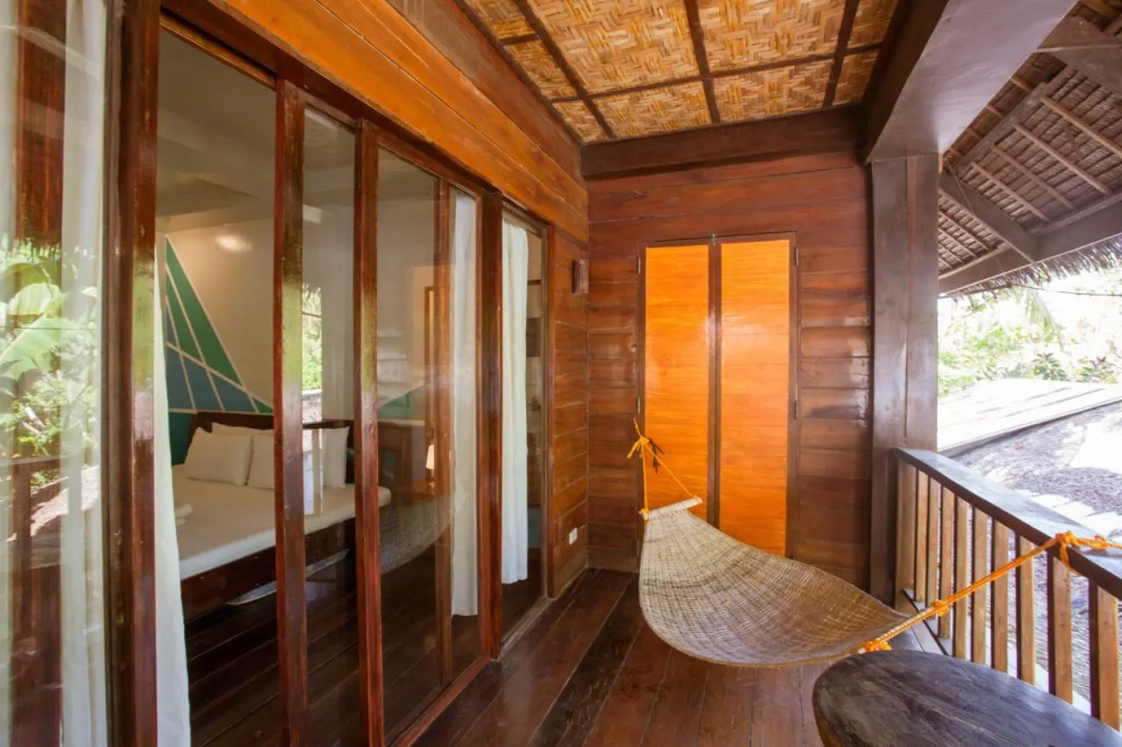 La Luna Island Resort