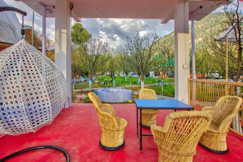 Regal Retreat