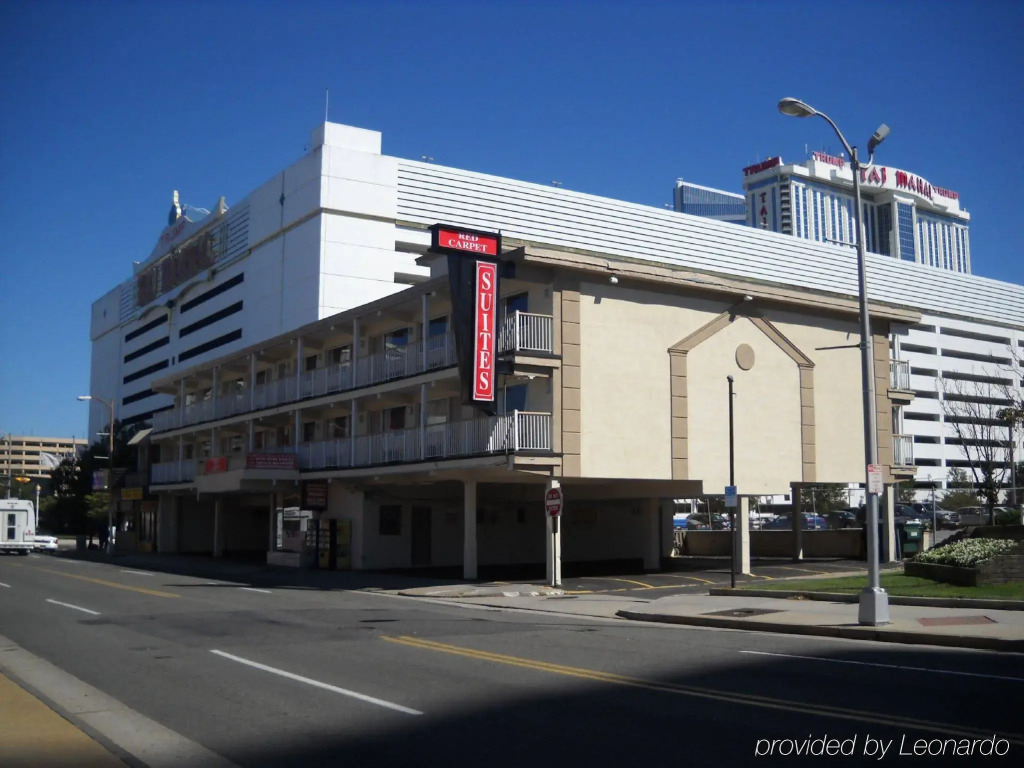 Red Carpet Inn & Suites