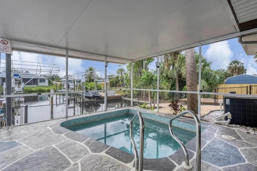 Port Charlotte Private Splash Pool with Canal 3 bedroom Home 3 Home