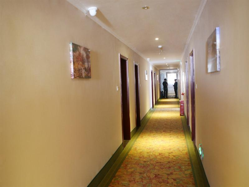 GreenTree Inn Xinjiang Tulufan North Xihuan Road Express Hotel
