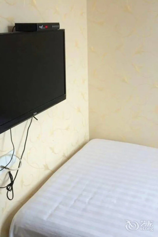 Jintaohong Taoyuan Hotel