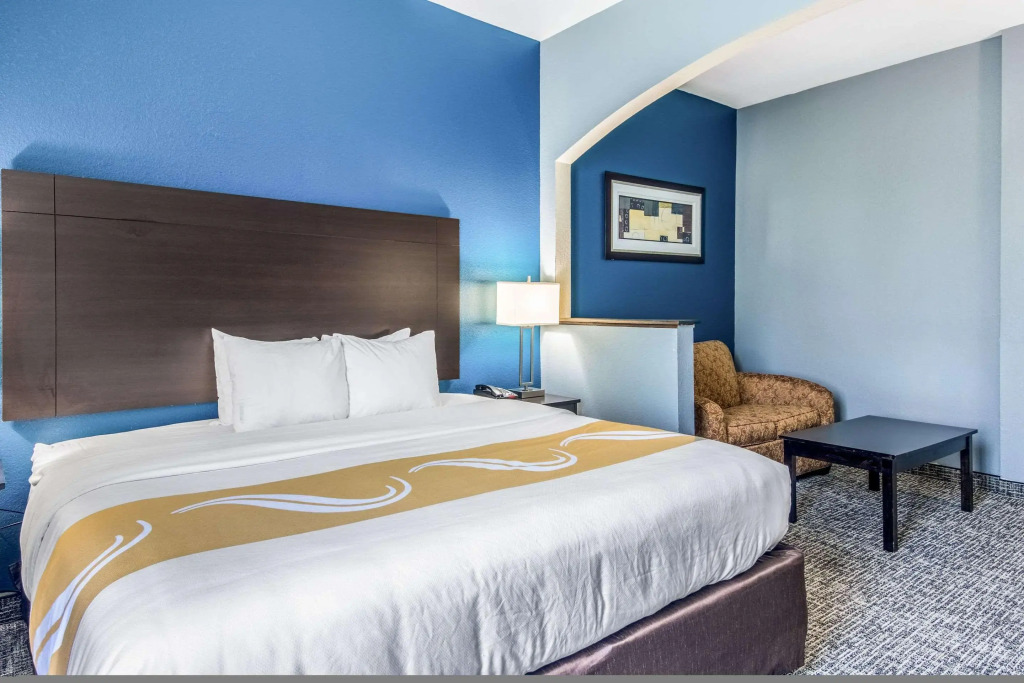 Quality Suites Maumelle - Little Rock Northwest