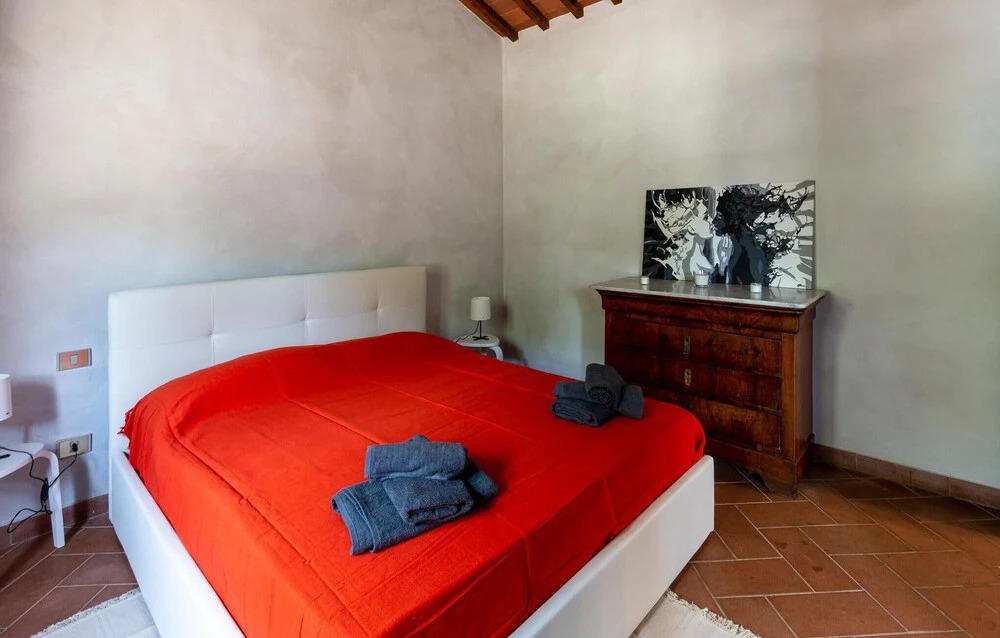 Amazing Home in Mercatale Val D'arno With Wifi and 2 Bedrooms